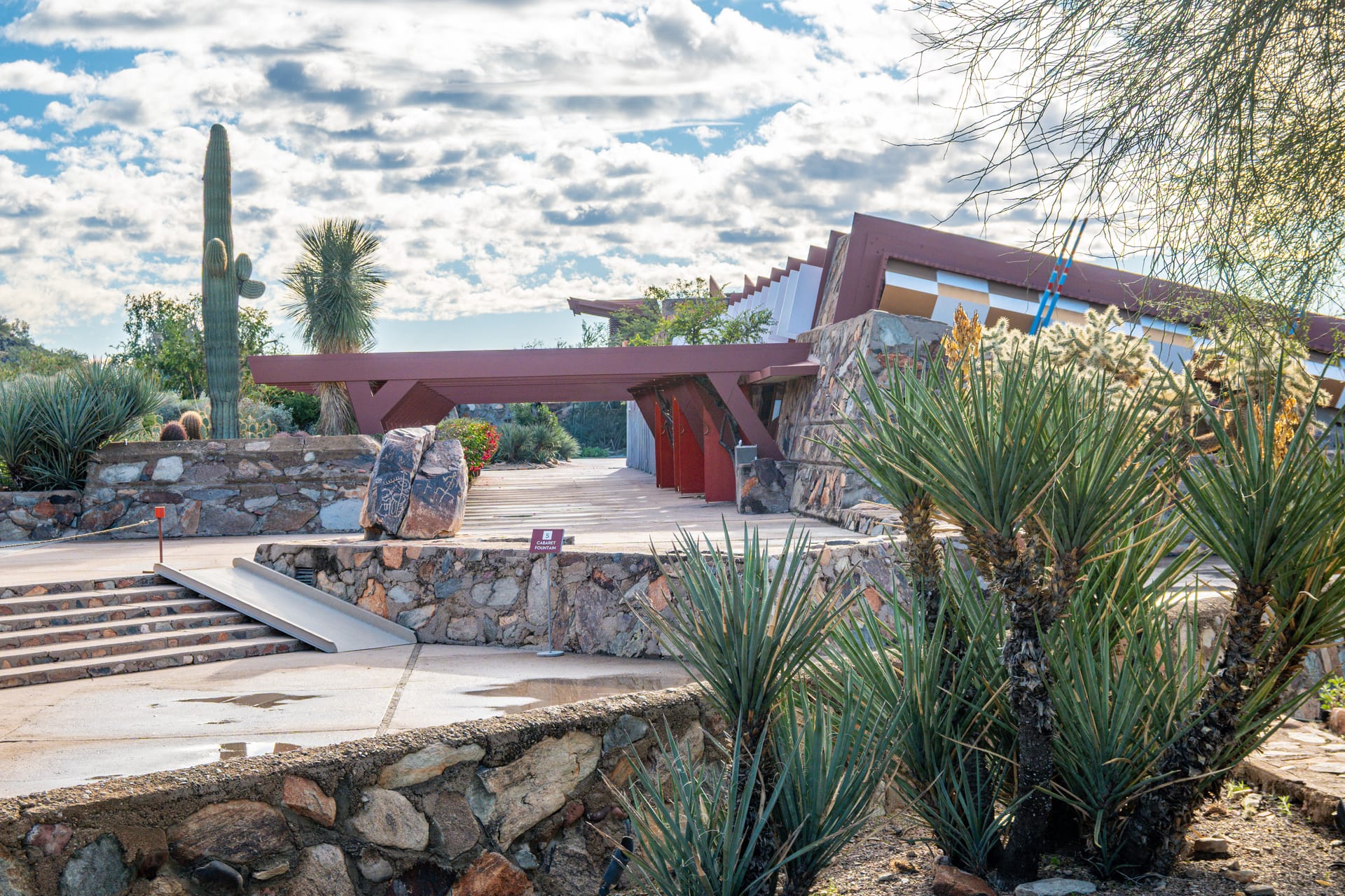 Exploring Taliesin West
