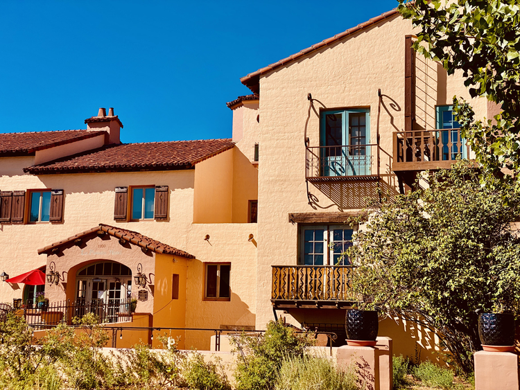 Taking It Easy at La Posada