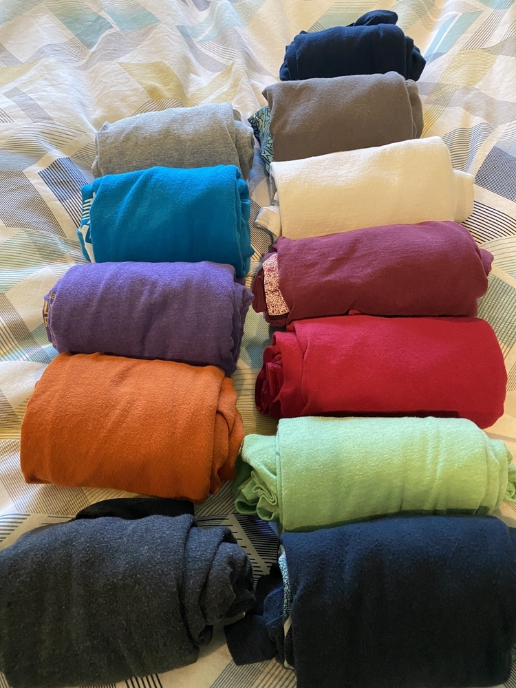 What are good online stores for buying t-Shirts?